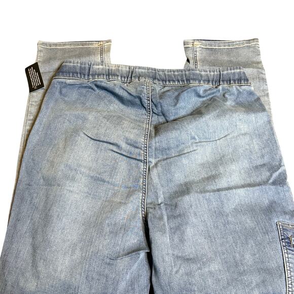 Denim & Co. Adaptive Cozy Slim Straight Cargo Jeans, Plus Size 1X, NWT - Picture 4 of 7